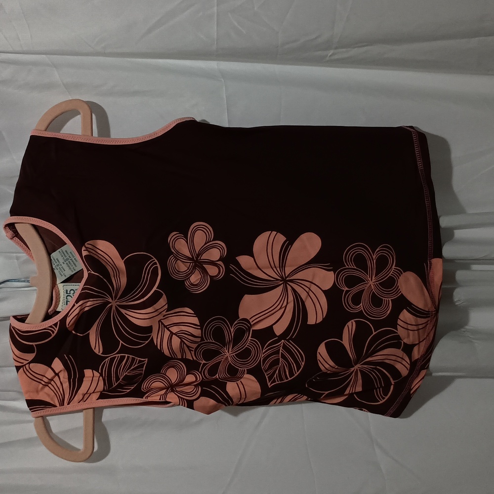 725 Original Sleeveless Summer Swim Top M